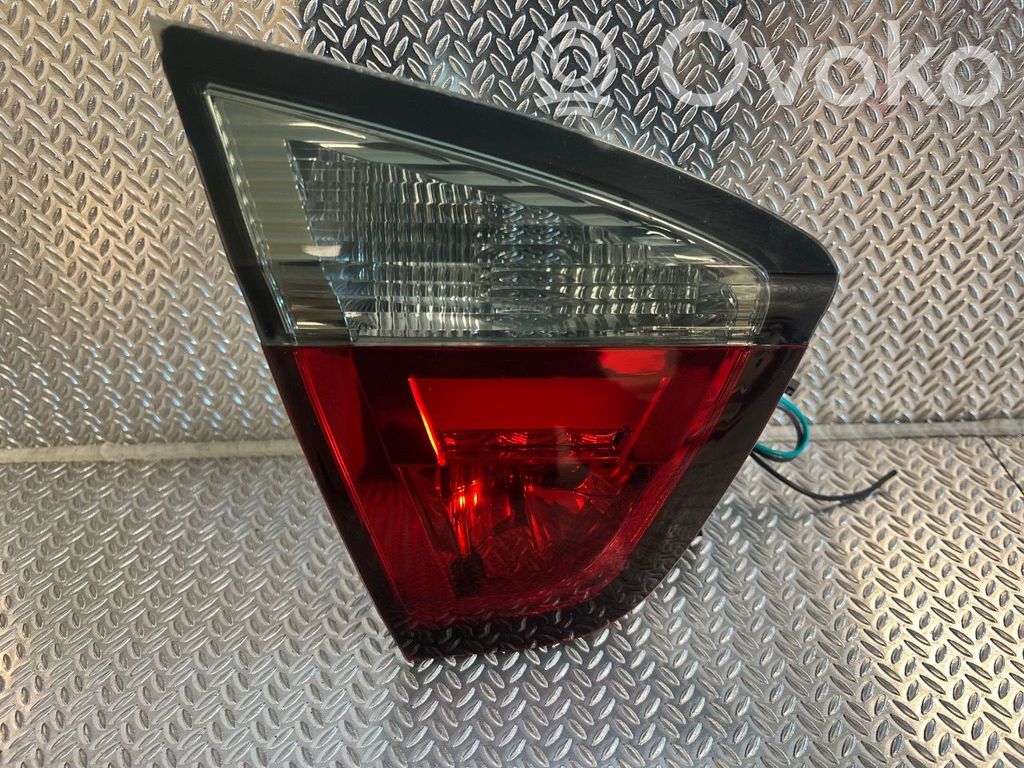 BMW 3 E90 E91 Rückleuchte Heckleuchte 