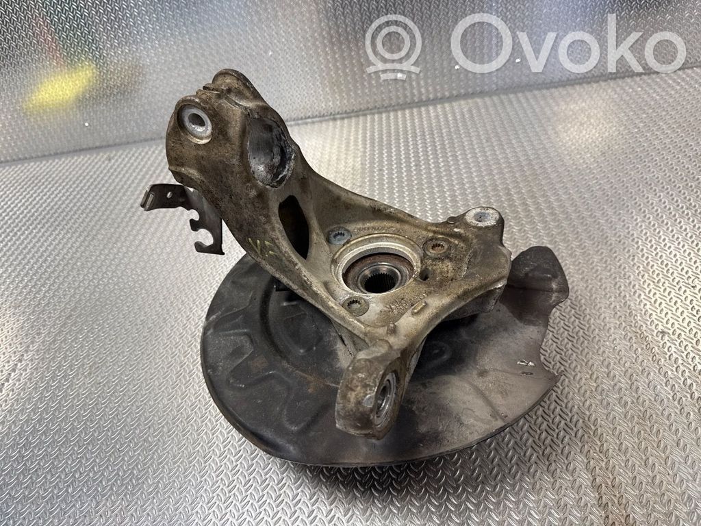 Volkswagen PASSAT B8 Zwrotnica koła przedniego