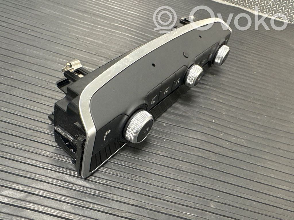 Audi A1 Panel klimatyzacji / Ogrzewania 