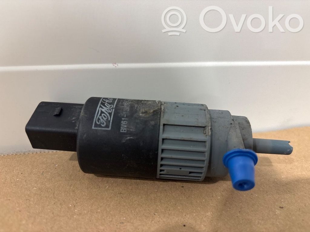 Ford Focus Pompe de lave-glace de pare-brise 