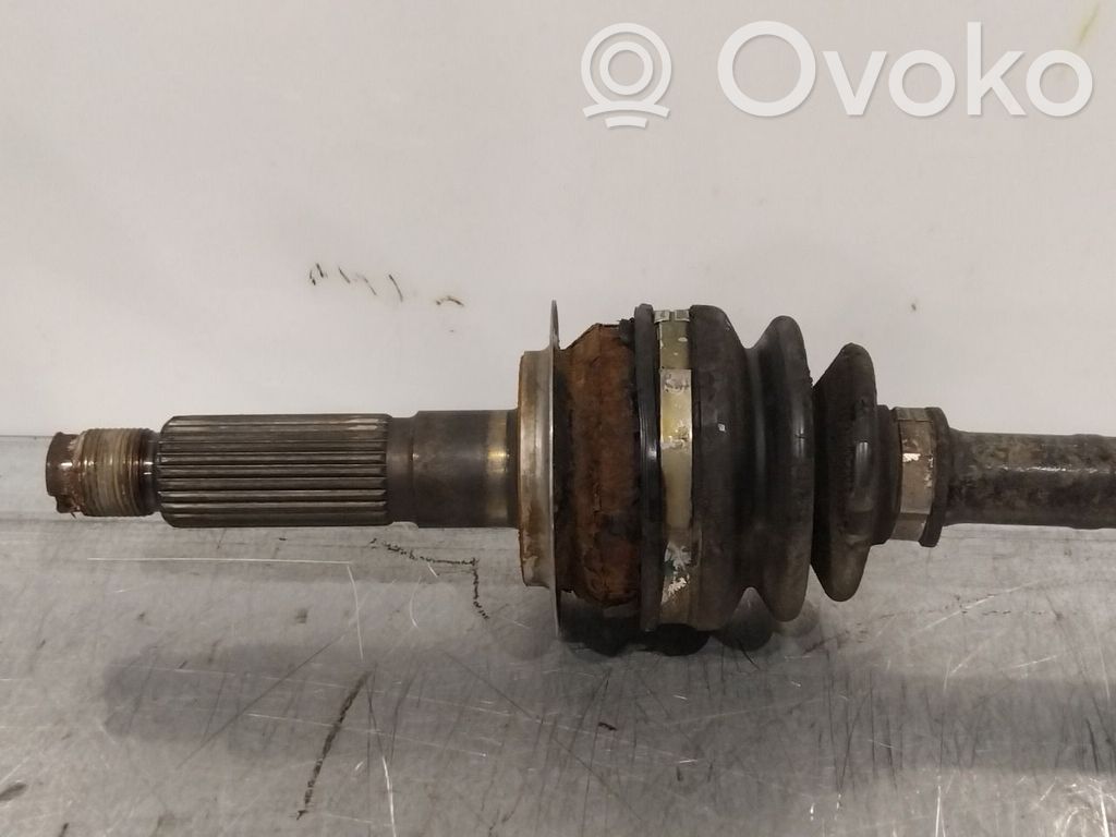 Subaru Legacy Задняя полуось 