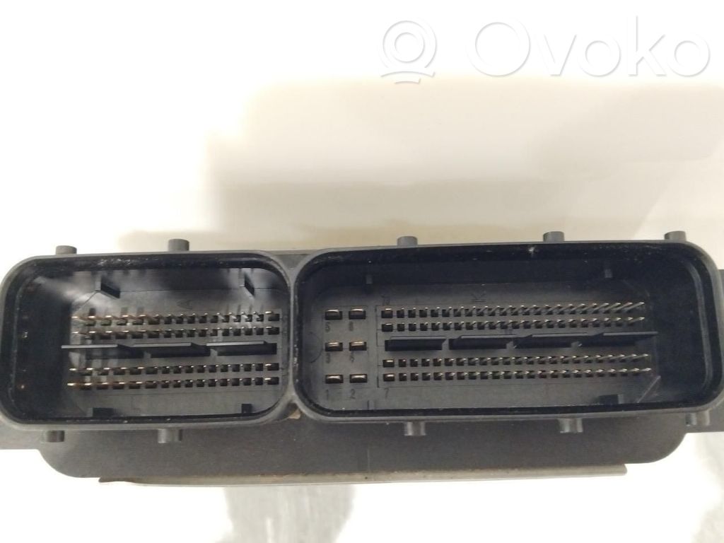 Volkswagen Tiguan Блок управления двигателем ECU 