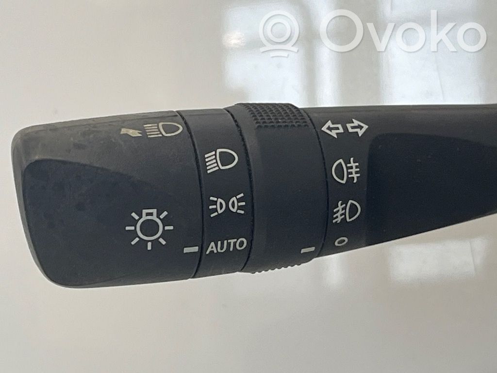 Toyota C-HR I Muut kytkimet/nupit/vaihtimet