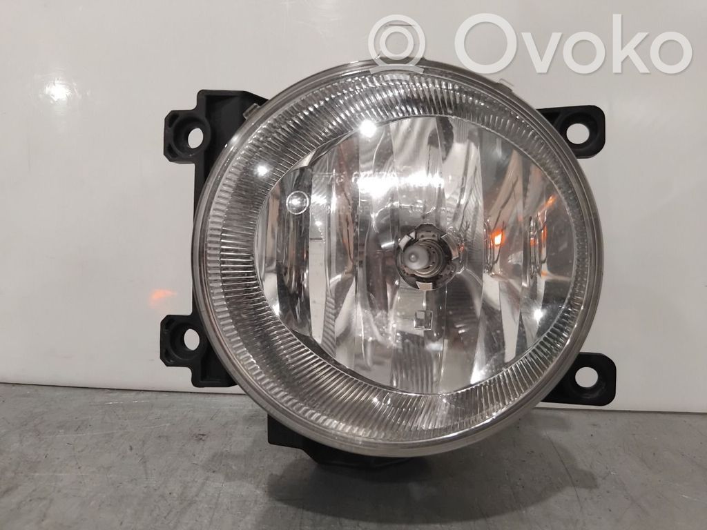 Toyota RAV 4 (XA40) Etusumuvalo 