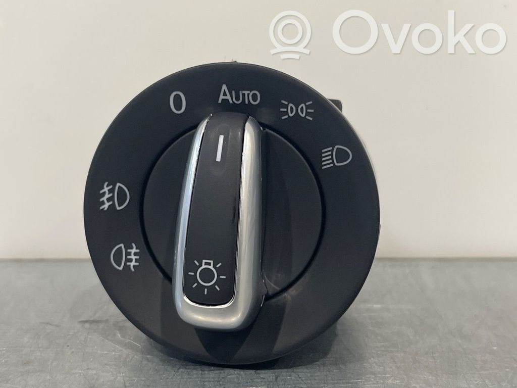 Volkswagen Jetta VI Interruttore luci
