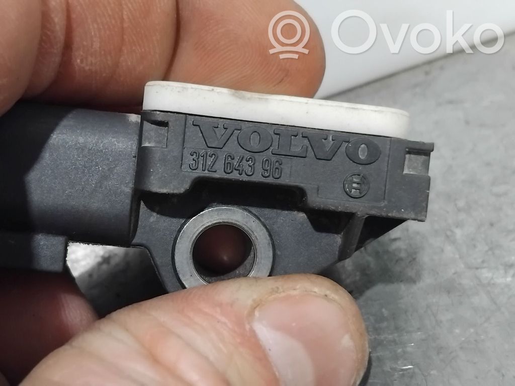 Volvo XC70 Czujnik uderzenia Airbag