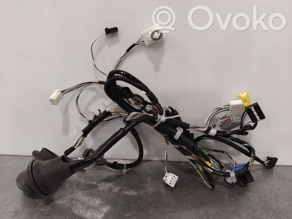 Toyota RAV 4 (XA50) Vadu instalācija 