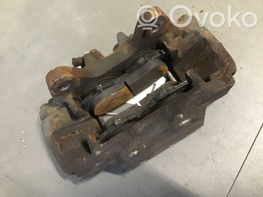 Mitsubishi Pajero Priekšējais suports