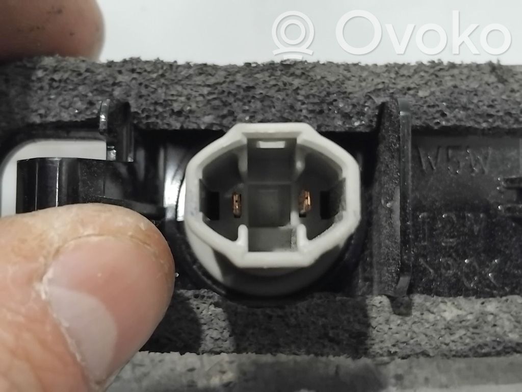 Toyota RAV 4 (XA40) Éclairage de plaque d'immatriculation 