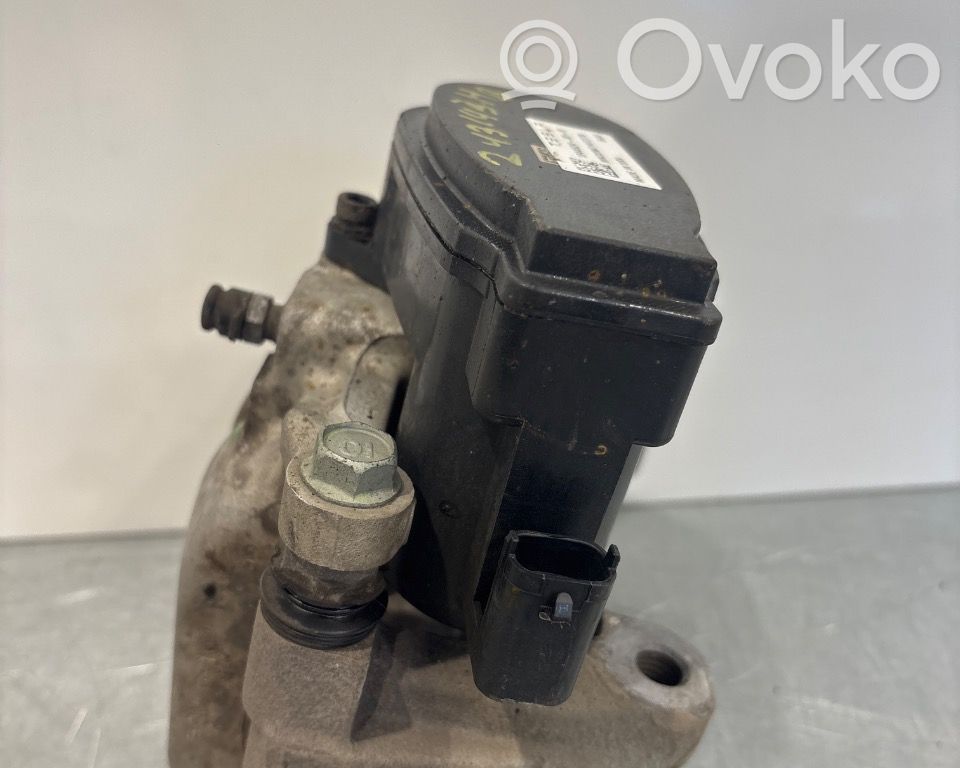 Tesla Model 3 Bremssattel hinten