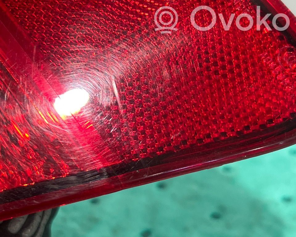 Mitsubishi Outlander Lampă bară spate 
