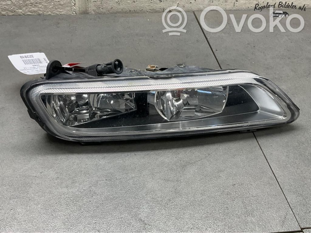 Volkswagen PASSAT B7 Proiector ceață