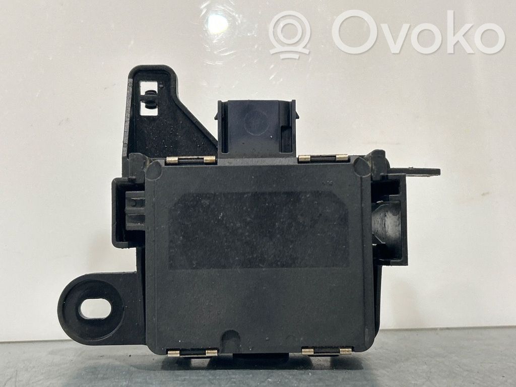 Volkswagen PASSAT B8 Sonstige Steuergeräte / Module 