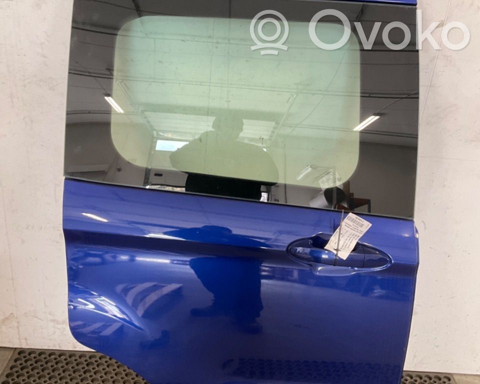 Ford Transit Courier Bīdāmas sānu durvis