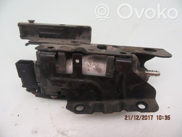 Volkswagen Caddy Pompe à carburant