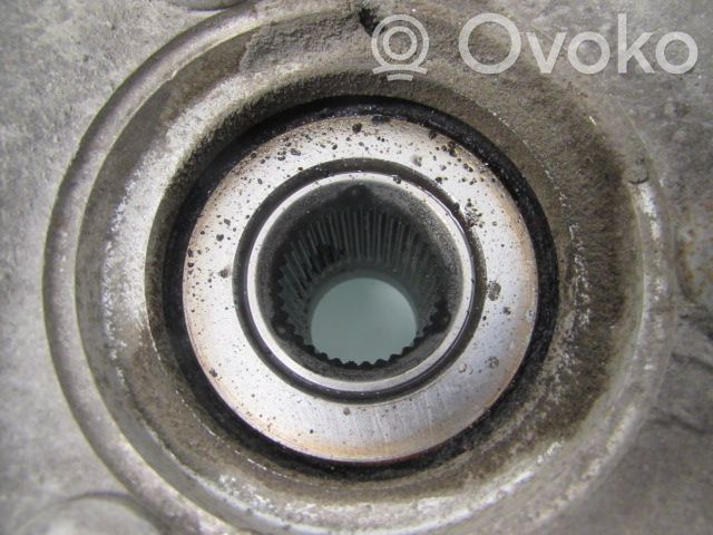 Skoda Octavia Mk3 (5E) Olka-akselin laakeripesä 