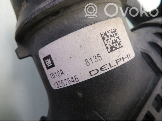 Opel Astra J Starpdzesētāja radiators