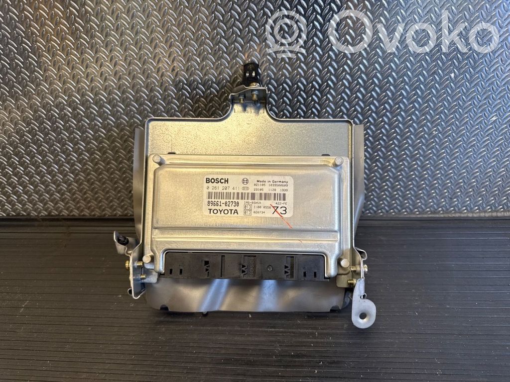 Toyota Corolla E120 E130 Engine control unit/module ECU 