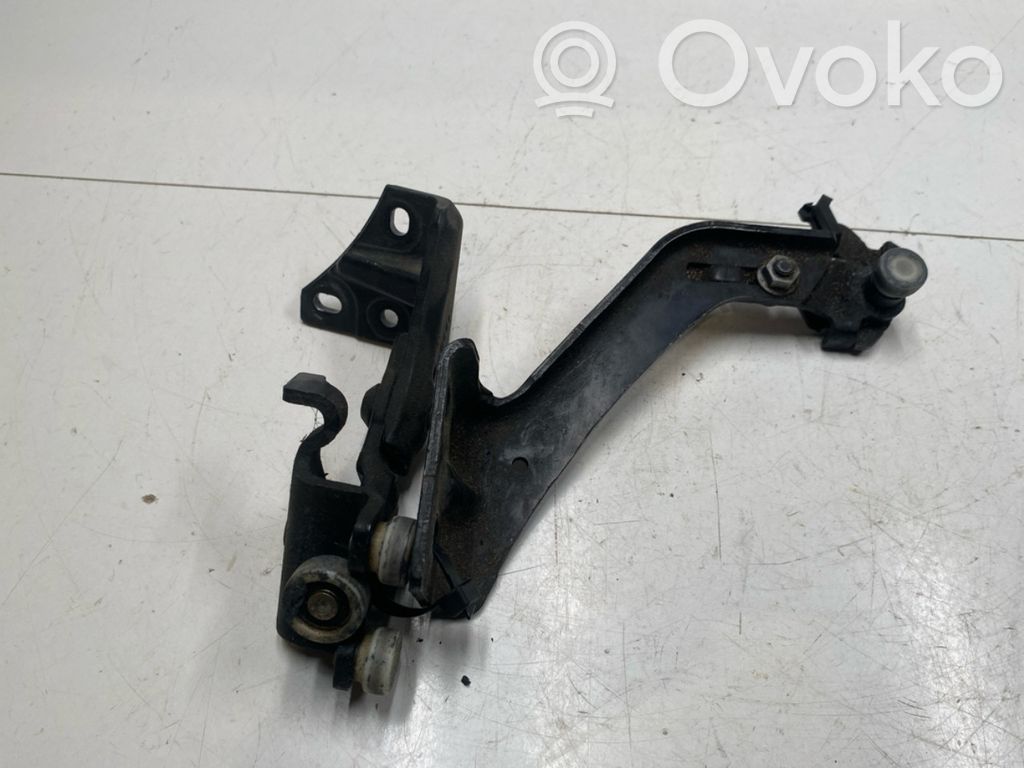 Peugeot Boxer Rear door upper hinge