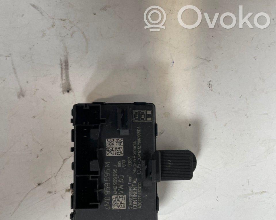 Audi e-tron Durvju vadības bloks 