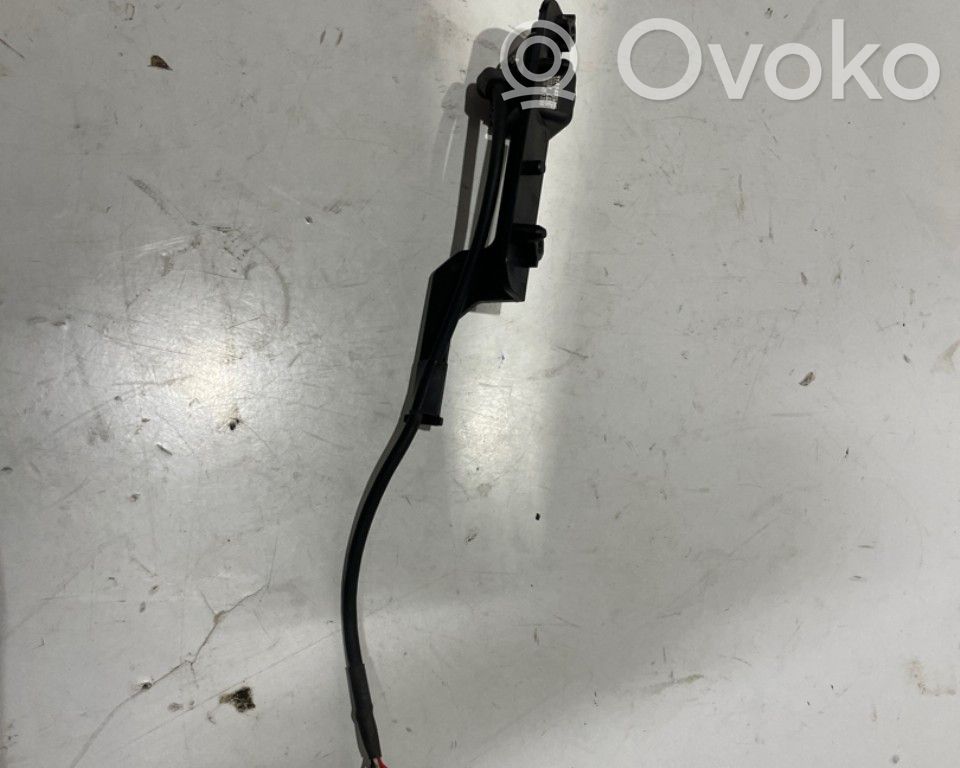 Mitsubishi Outlander Soporte del sensor de aparcamiento delantero (PDC) 