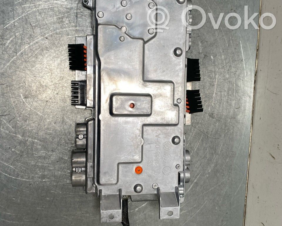 Tesla Model S Convertor-inversor tensiune