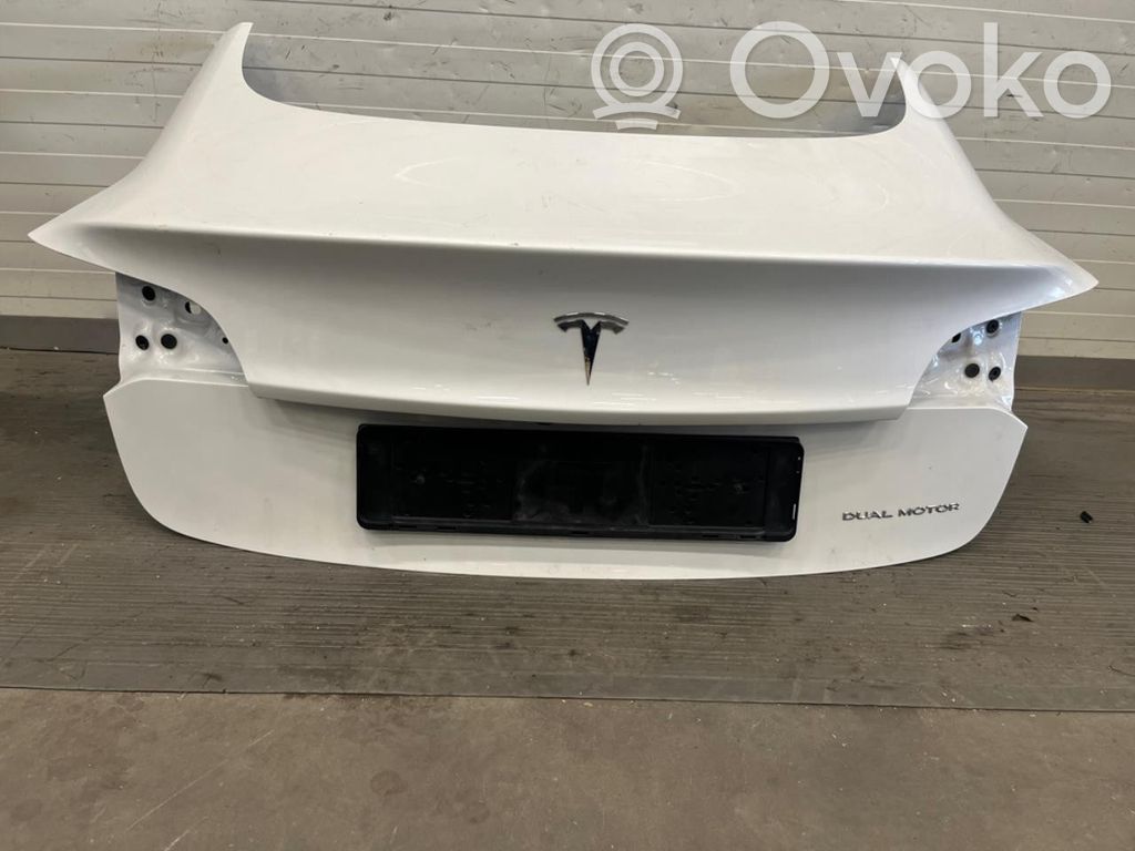Tesla Model 3 Heckklappe Kofferraumdeckel 