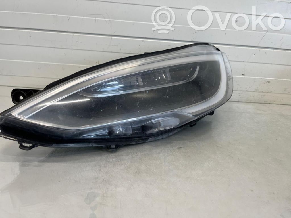 Tesla Model S Phare frontale 