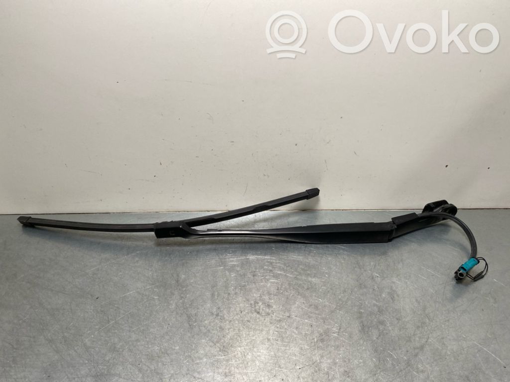 BMW iX Brazo del limpiaparabrisas delantero