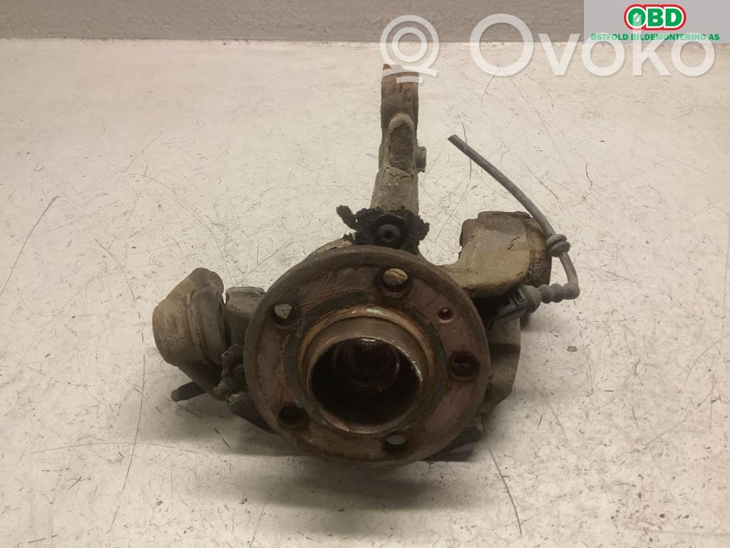 Audi A1 Achsschenkel vorne 