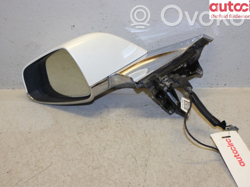 Tesla Model S Front door electric wing mirror 