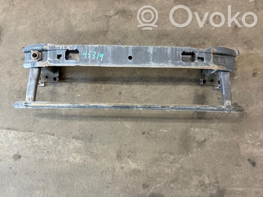 Volkswagen PASSAT B8 Traversa di supporto paraurti anteriore 
