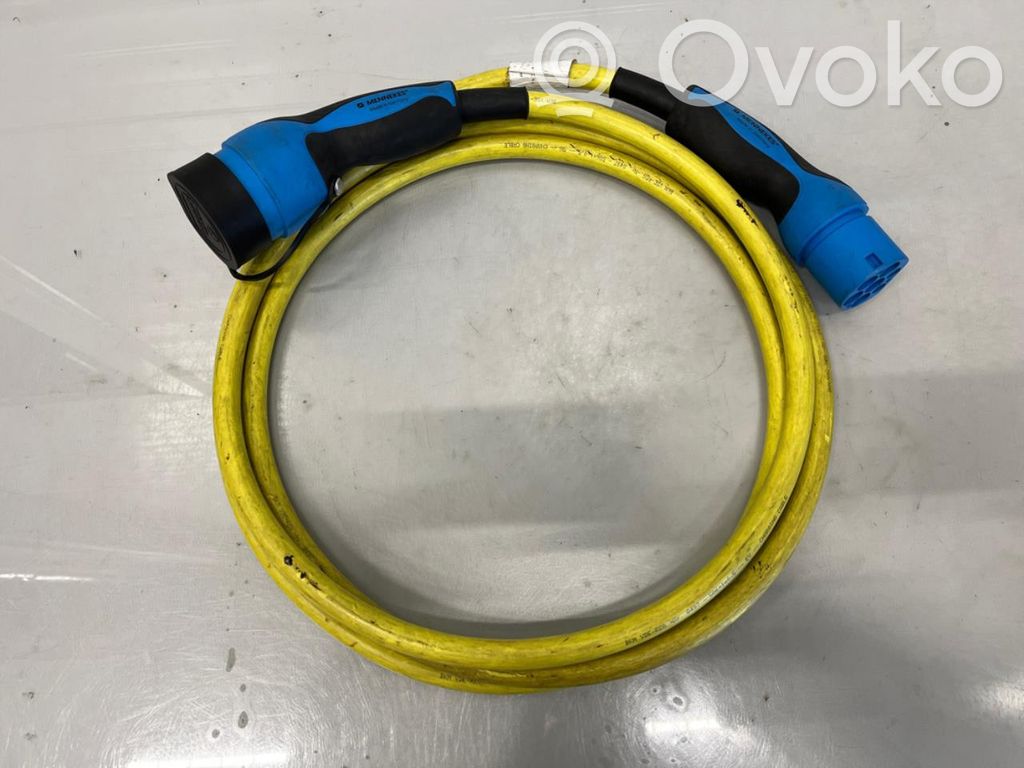 Mercedes-Benz EQC Cable de carga del coche eléctrico