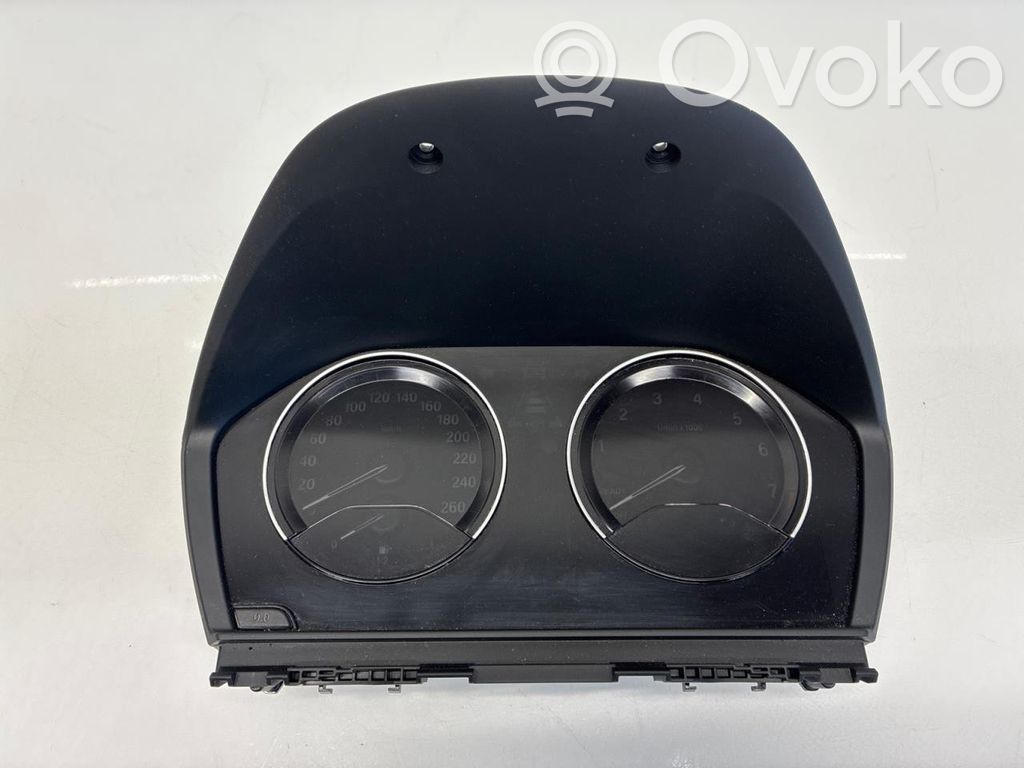 BMW 2 F45 Geschwindigkeitsmesser Cockpit