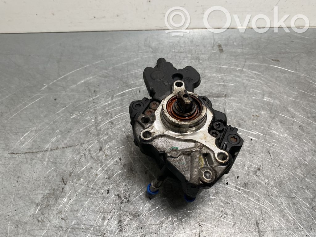 Ford Mondeo MK IV Polttoainesäiliön pumppu 