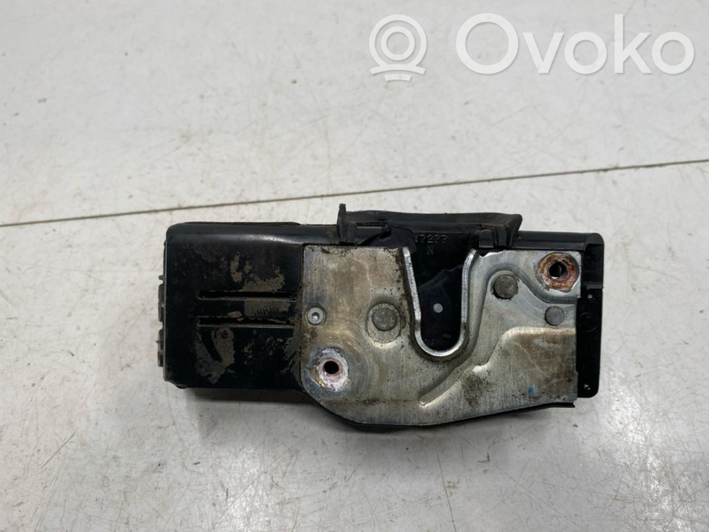 Tesla Model S Zamek drzwi przednich 