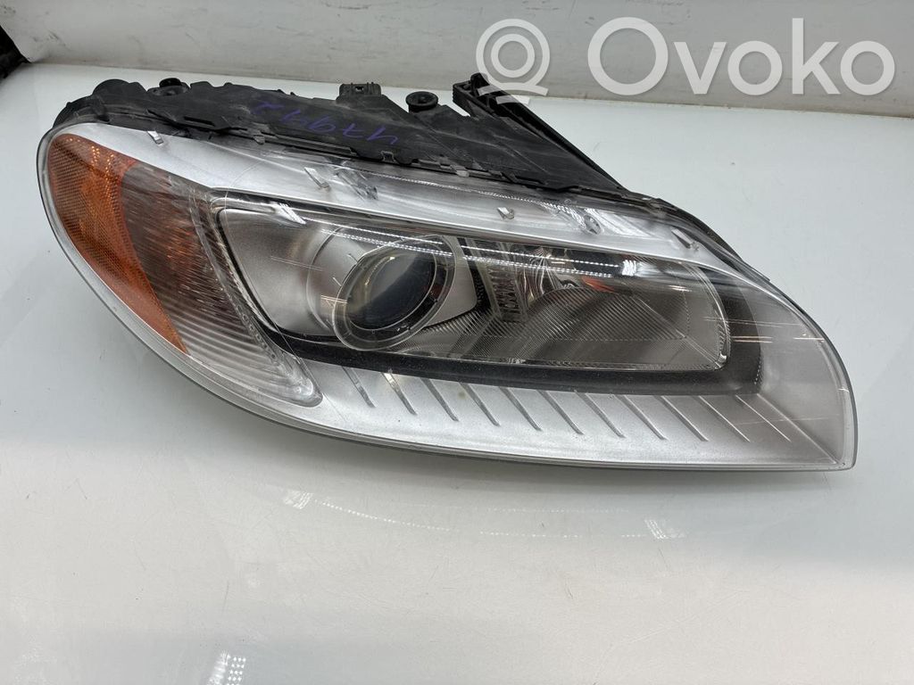 Volvo XC70 Scheinwerfer 