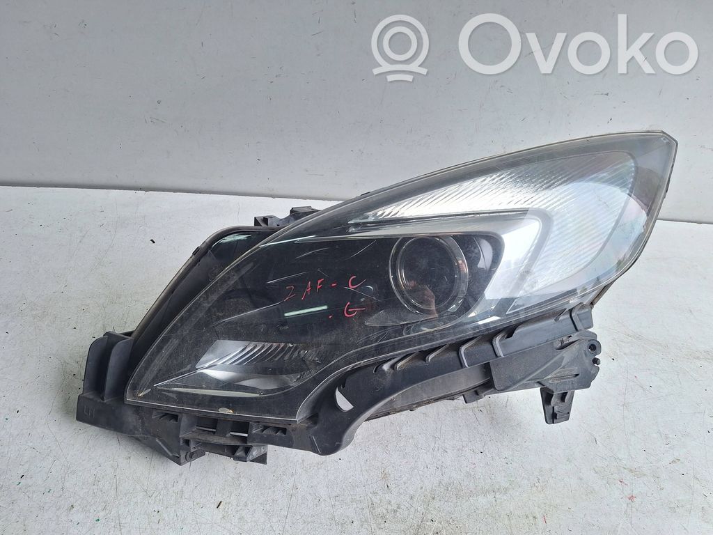 Opel Zafira C Faro/fanale 