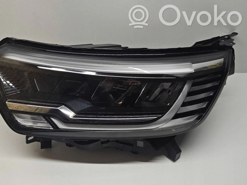 Renault Kangoo III Lampa przednia 