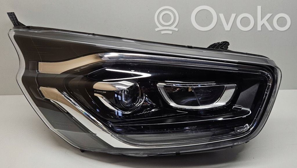 Ford Transit Custom Headlight/headlamp 