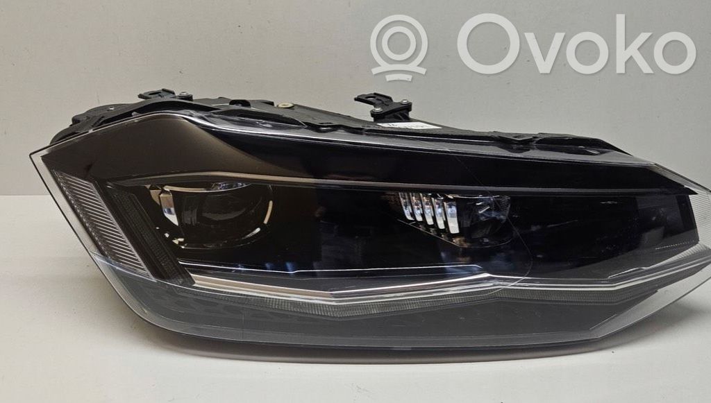 Volkswagen Polo VI Far 