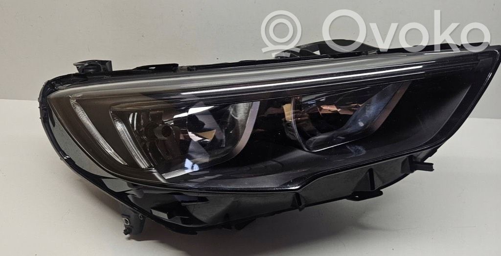 Opel Insignia B Scheinwerfer 