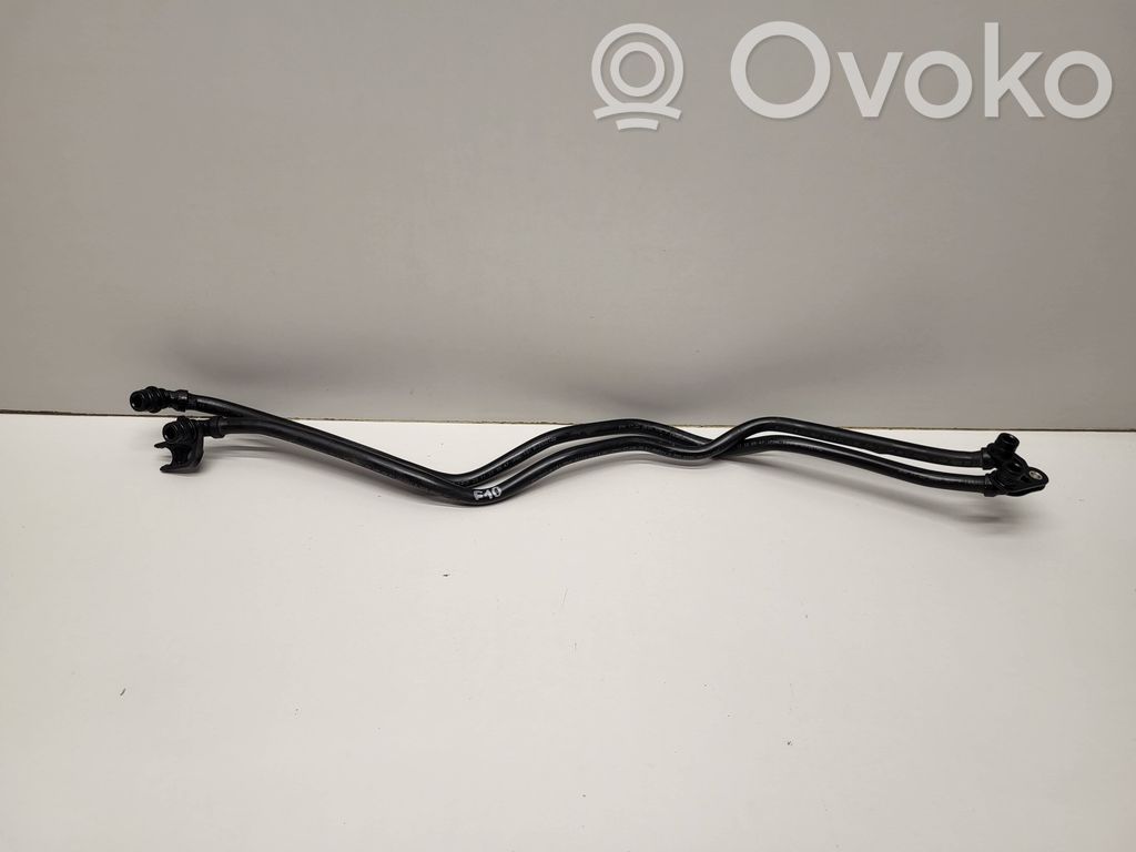 BMW 5 F10 F11 Tubo flessibile del radiatore dell’olio del cambio 