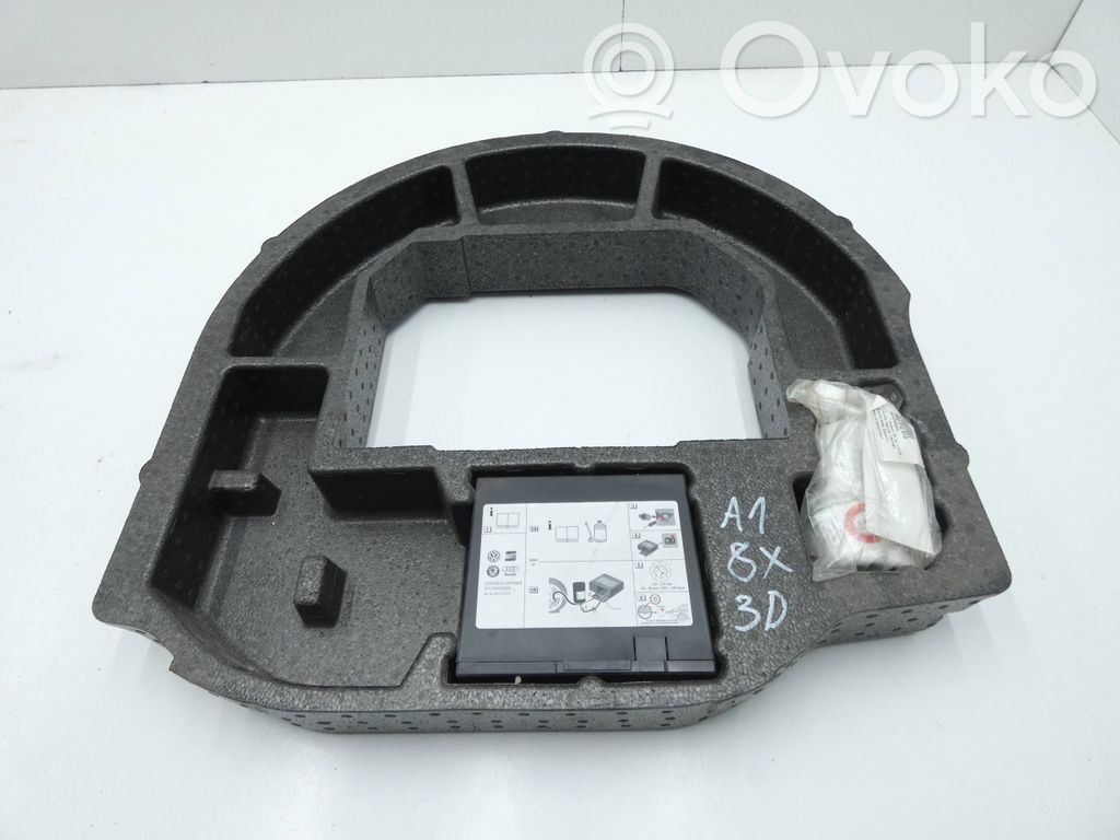 Audi A1 Tool box 