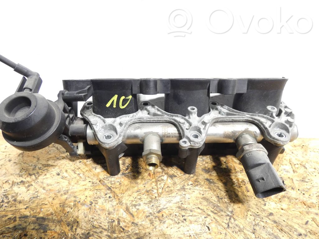 Audi A4 S4 B6 8E 8H Colector de admisión 