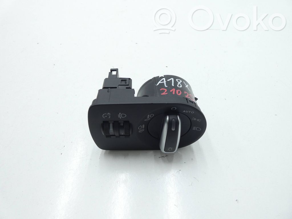 Audi A1 Przełącznik świateł 