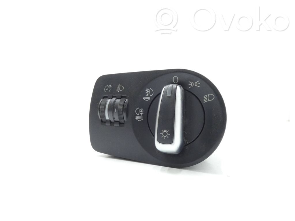 Audi A1 Panel lighting control switch 