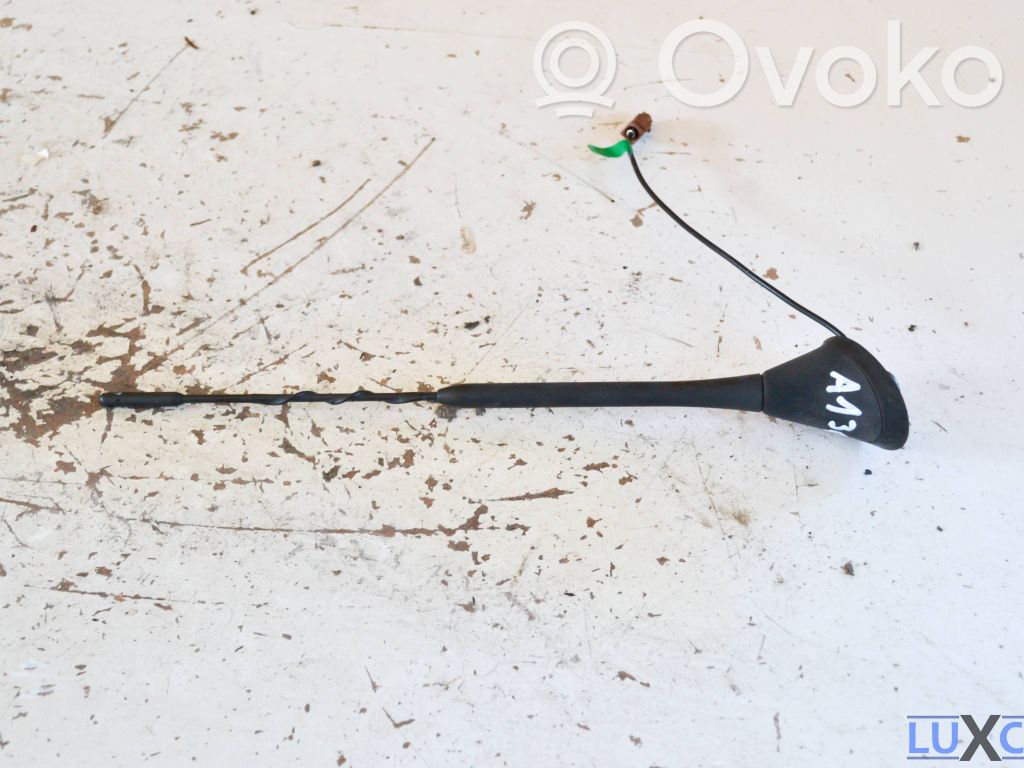 Audi A1 GPS-pystyantenni 