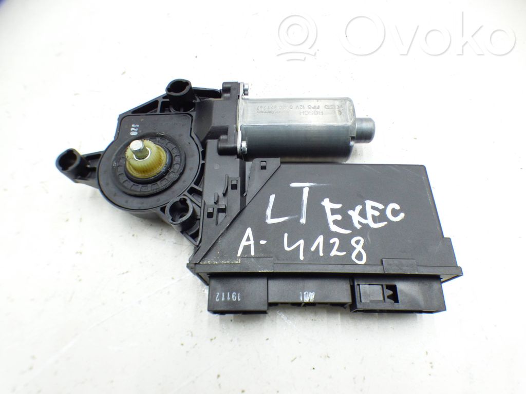 Seat Exeo (3R) Silniczek podnoszenia szyby drzwi tylnych 