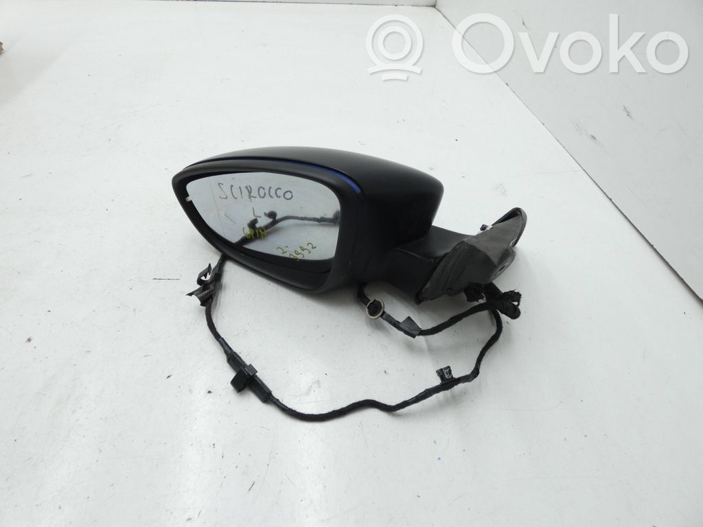 Volkswagen Scirocco Front door electric wing mirror 
